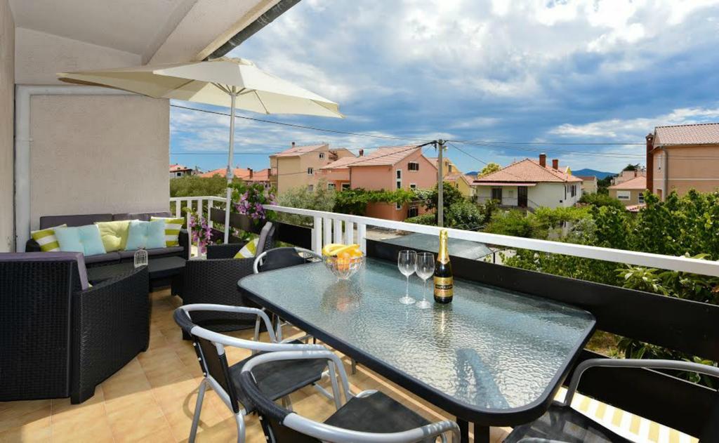 Apartment Sunny Side Zadar Exterior photo
